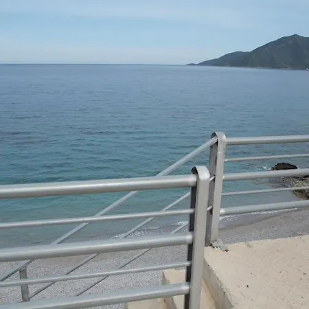 Seaview Lovely * Leonídion