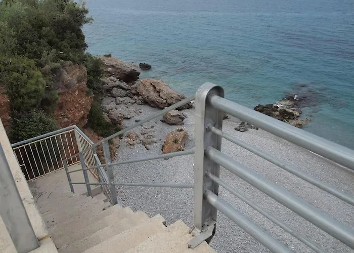 Willa Seaview Lovely