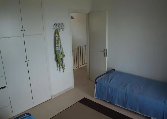 Willa Seaview Lovely Leonídion